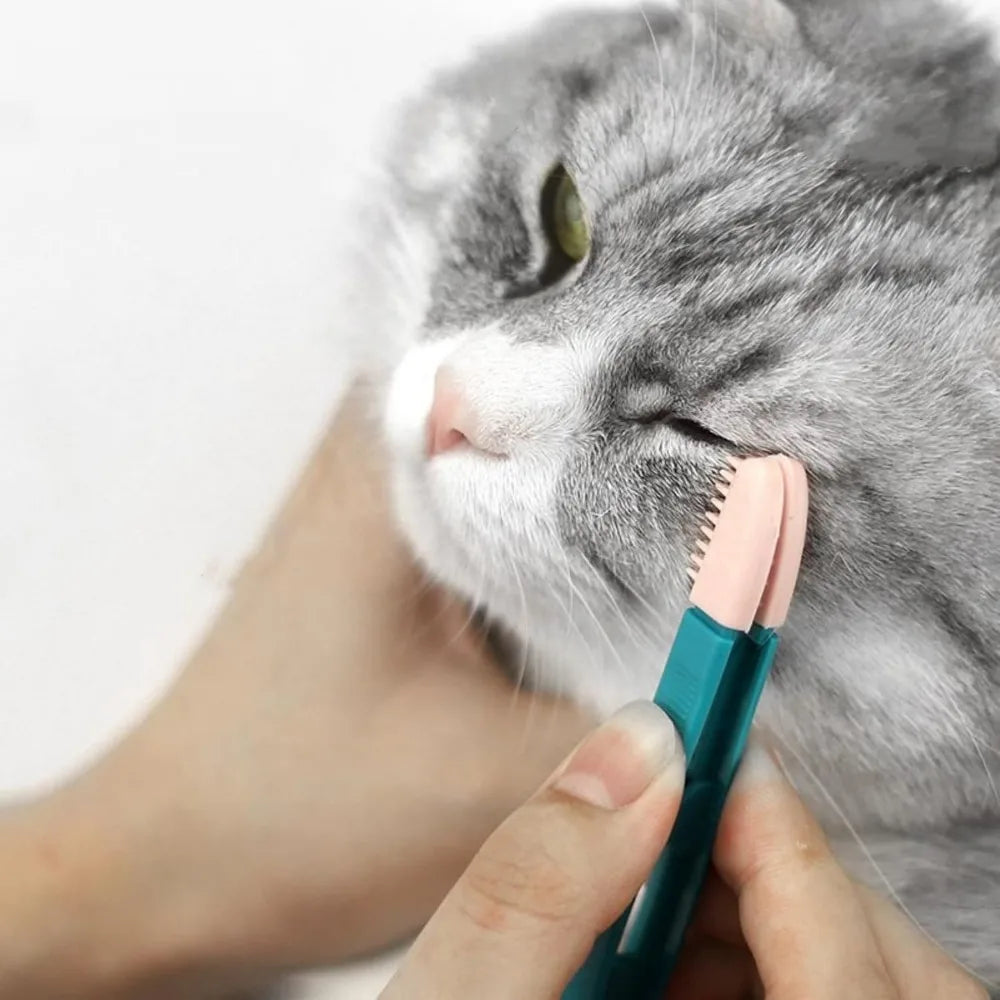 Pet Grooming Brush: Eye and Acne Cleaner, Tear Stain Remover for Small Animals