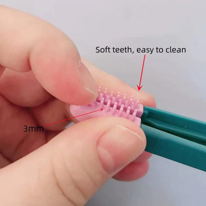 Pet Grooming Brush: Eye and Acne Cleaner, Tear Stain Remover for Small Animals