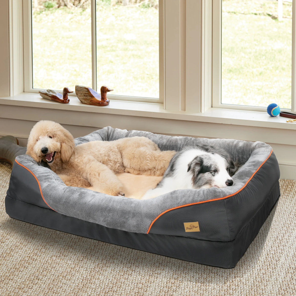 There are those of us with allergies...pets included.  If yours is one of the unfortunate ones with obvious allergies then this anti-allergy pet bed is just the ticket to help relieve those miserable symptoms.  Granny knows..
